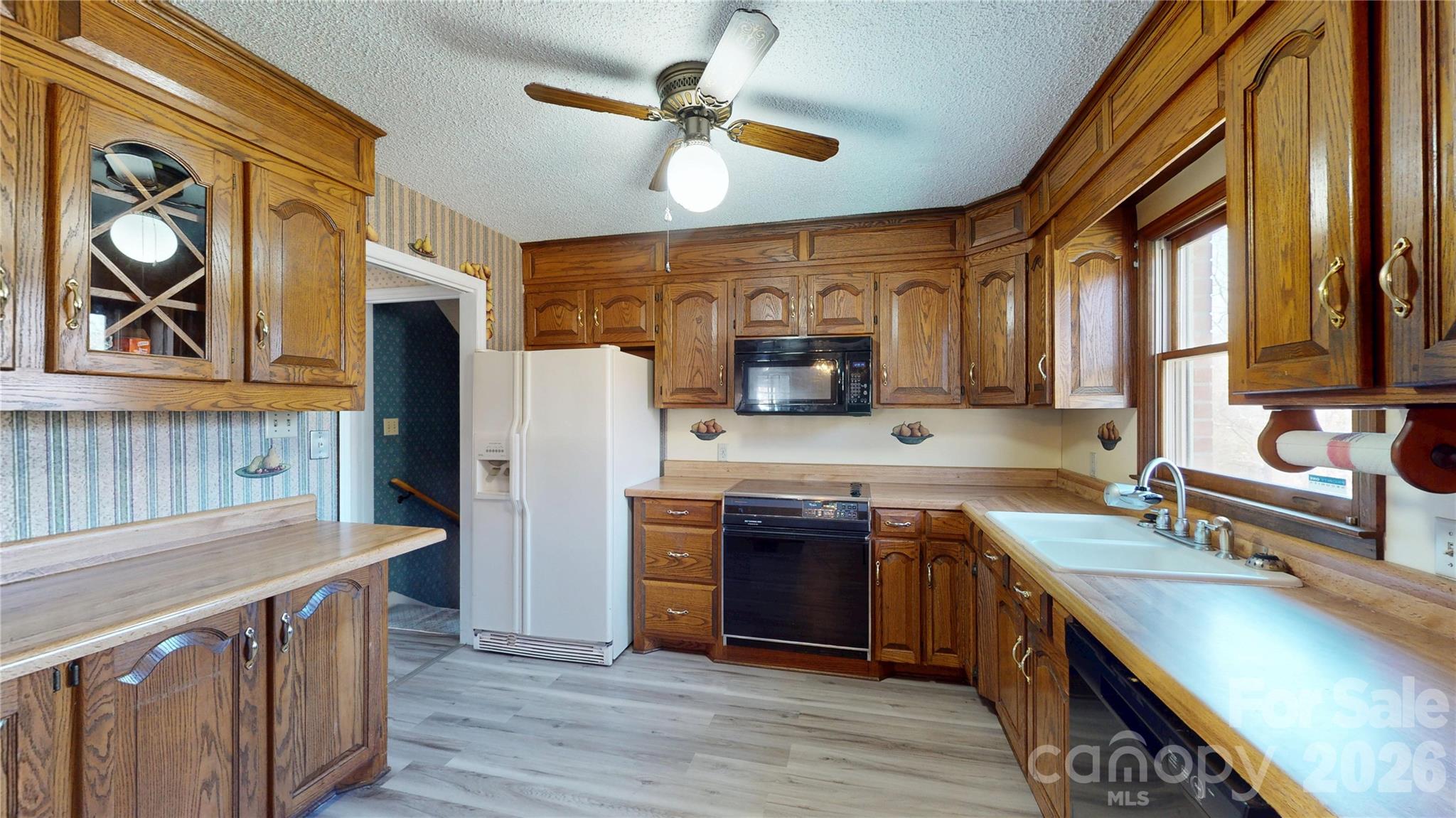 607 State Rd S-11-238 Gaffney, SC 29340 - Photo 4 of 29