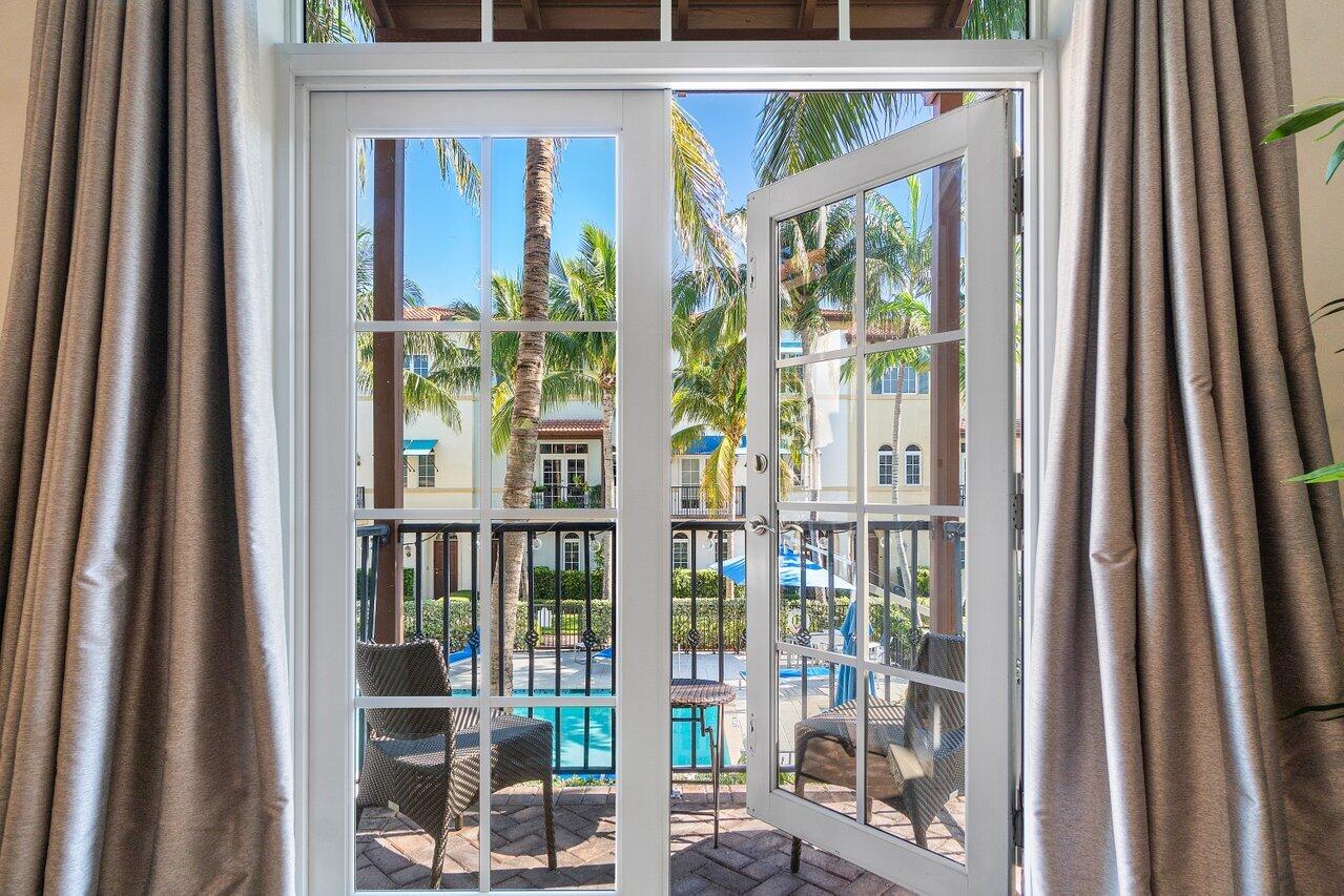 809 Estancia Way Boynton Beach, FL 33435 - Photo 19 of 37 Balcony