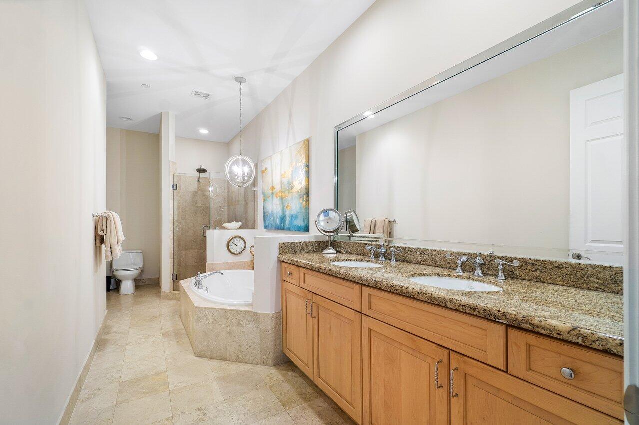 809 Estancia Way Boynton Beach, FL 33435 - Photo 23 of 37 master bathroom