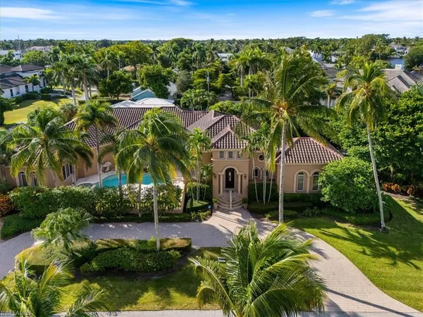 $5,995,000 | 550 21st Avenue South, Naples, FL 34102