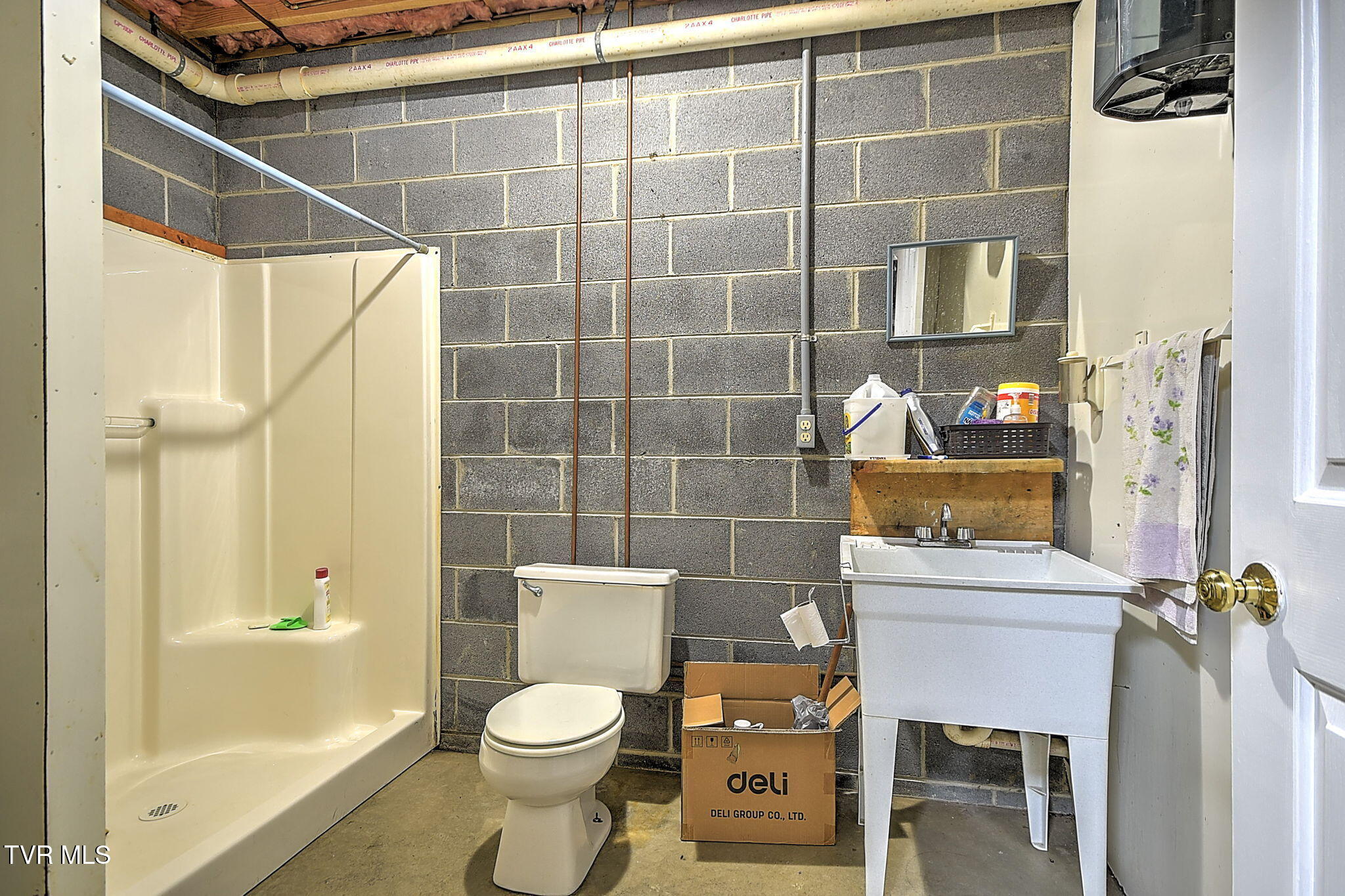 299 South Rufe Taylor Road Greeneville, TN 37745 - Photo 42 of 68 299 S Rufe Taylor Rd GL_-43