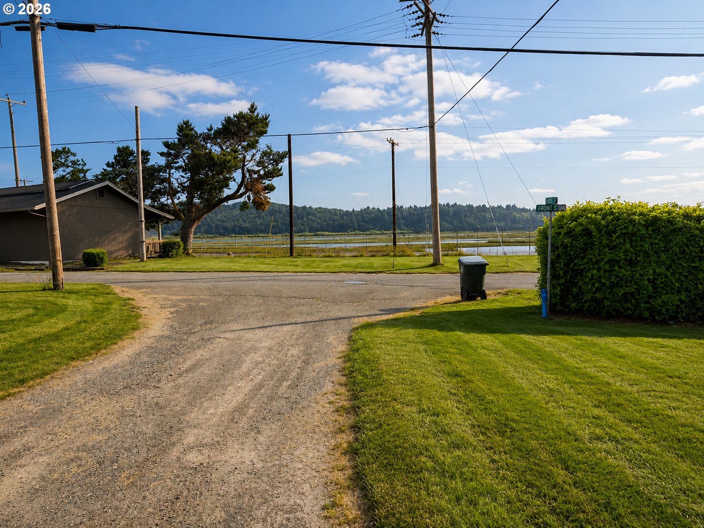 925 Front Street Gardiner, OR 97441 - Photo 22 of 23