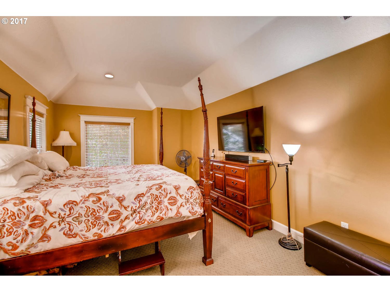 1207 Northwest Mayfield Road Portland, OR 97229 - Photo 19 of 28 Gallery Image 19