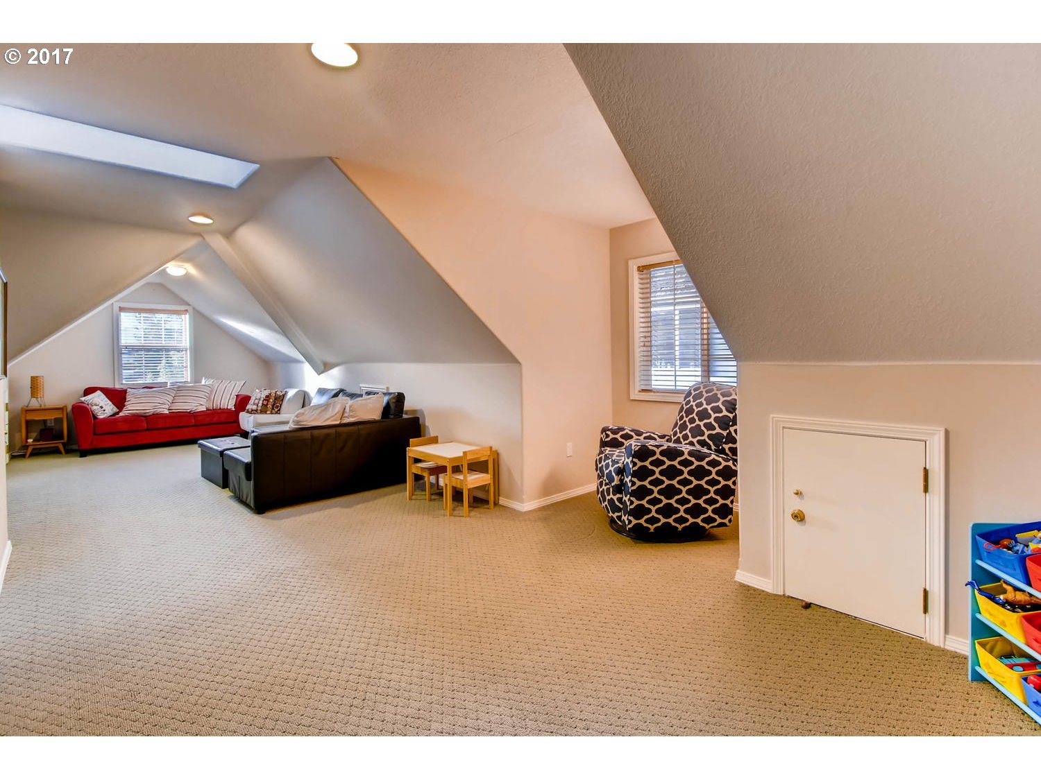 1207 Northwest Mayfield Road Portland, OR 97229 - Photo 23 of 28 Gallery Image 23