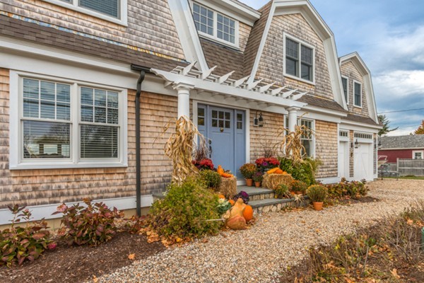 12 North Ridge Road Ipswich, MA 01938 - Photo 2 of 30 Gallery Image 2