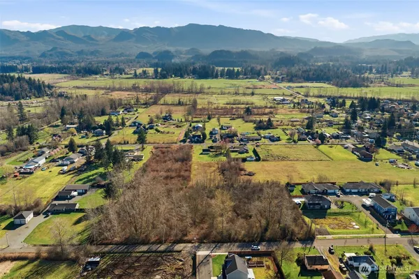 $995,000 | -xx 266th Avenue Southeast, Enumclaw, WA 98022