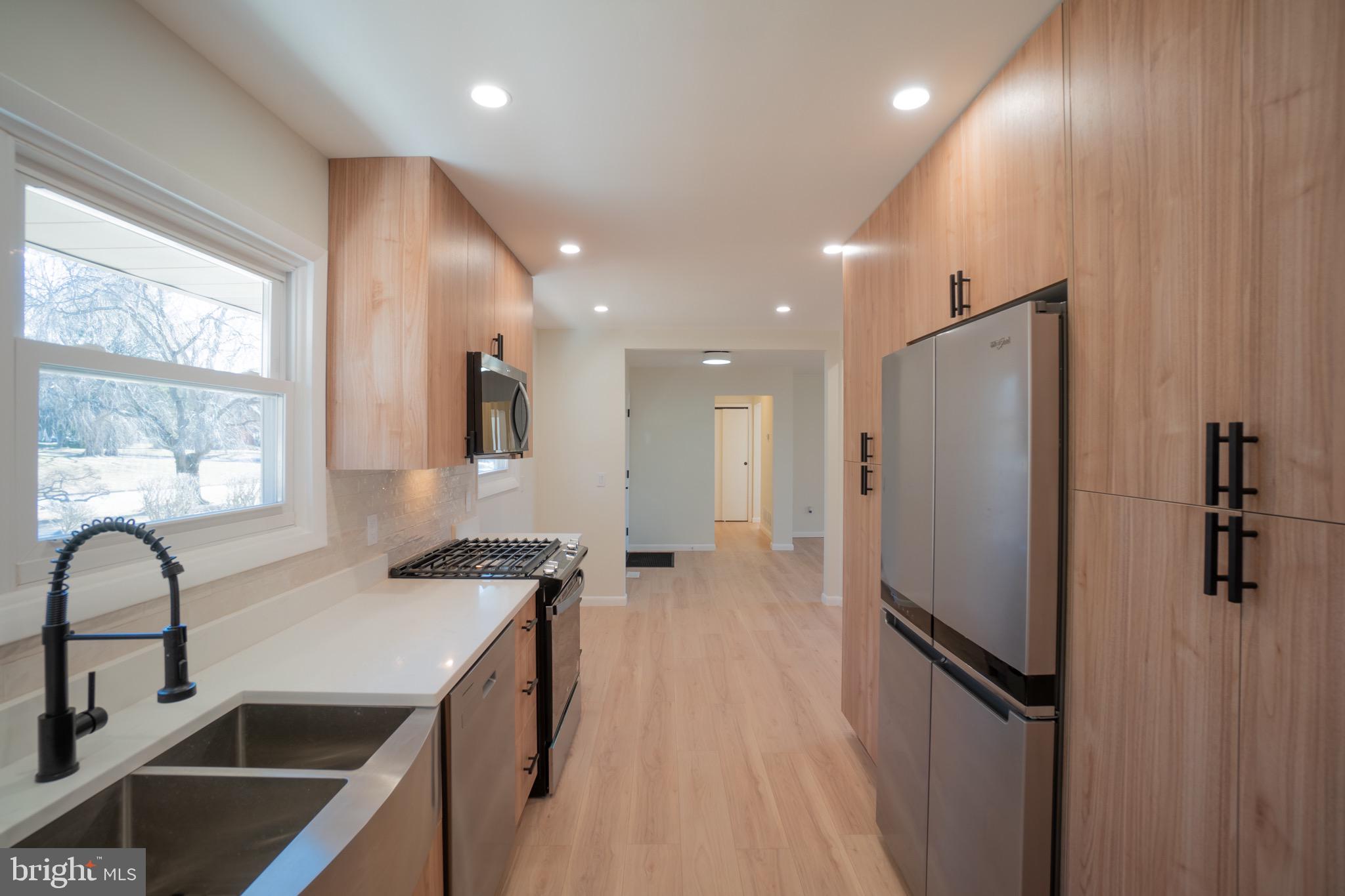 5 Edwards Place Ewing, NJ 08628 - Photo 12 of 42