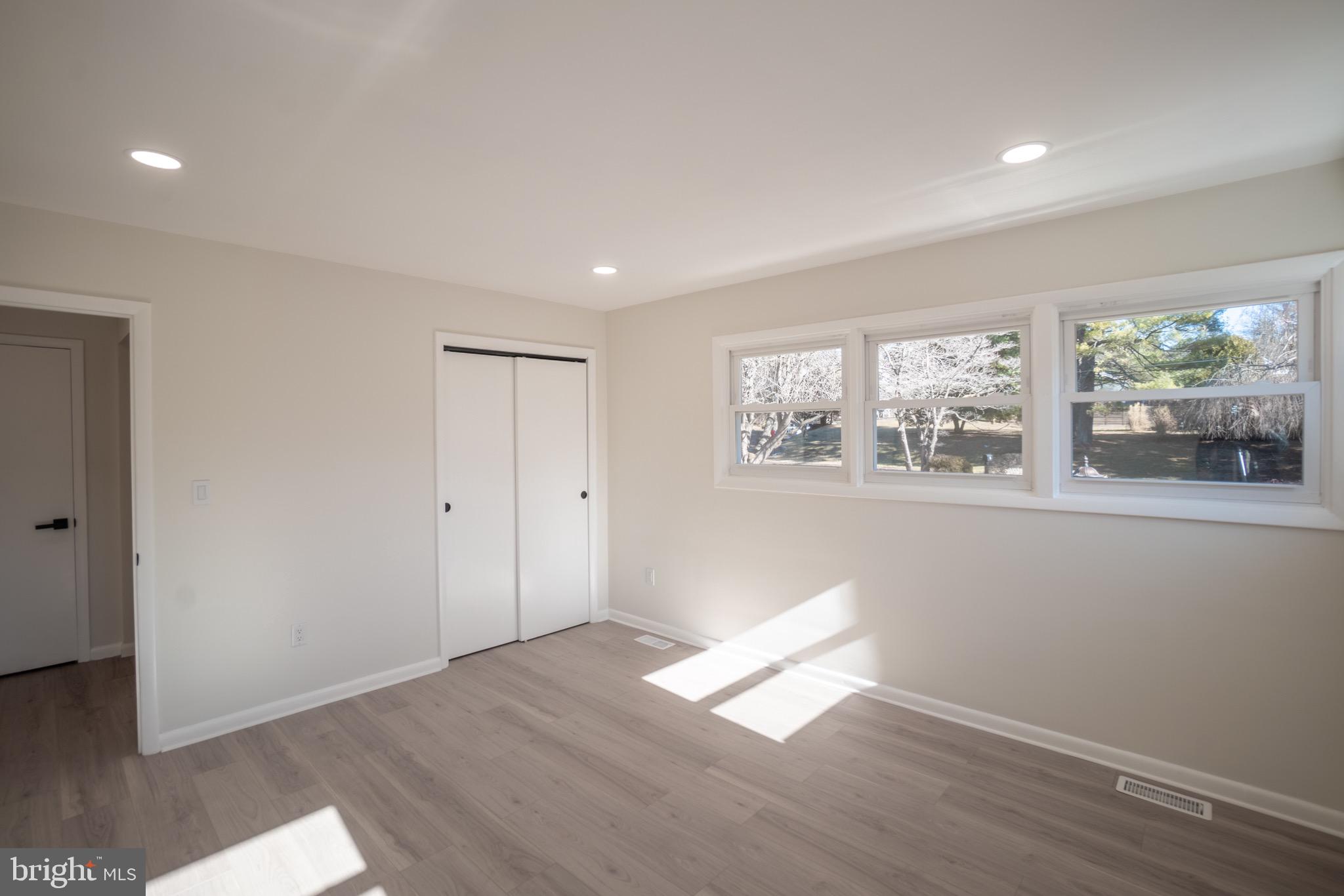 5 Edwards Place Ewing, NJ 08628 - Photo 25 of 42