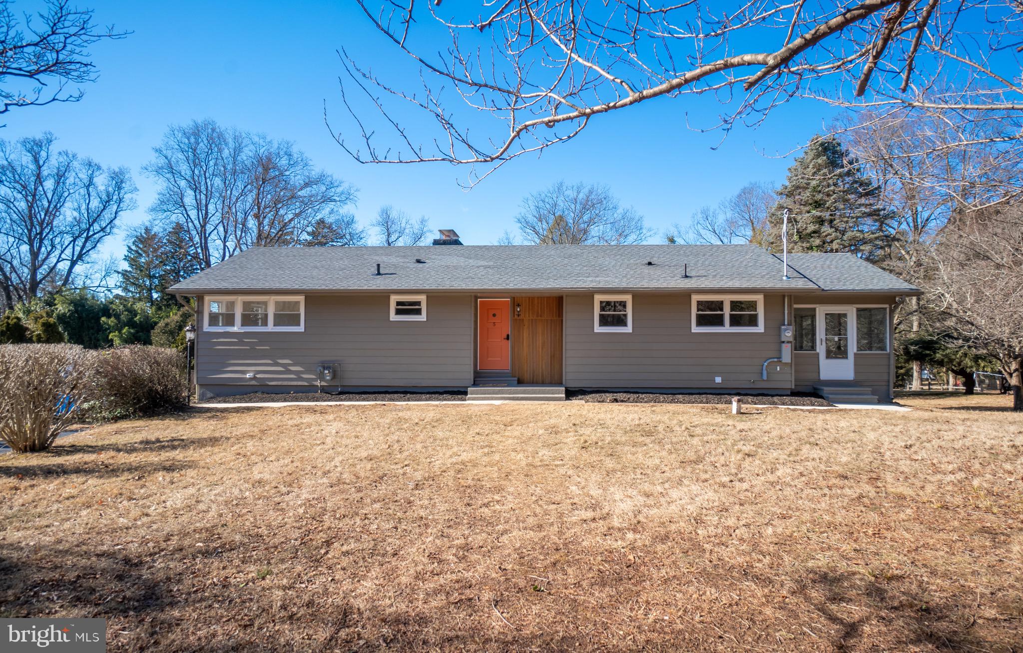 5 Edwards Place Ewing, NJ 08628 - Photo 3 of 42