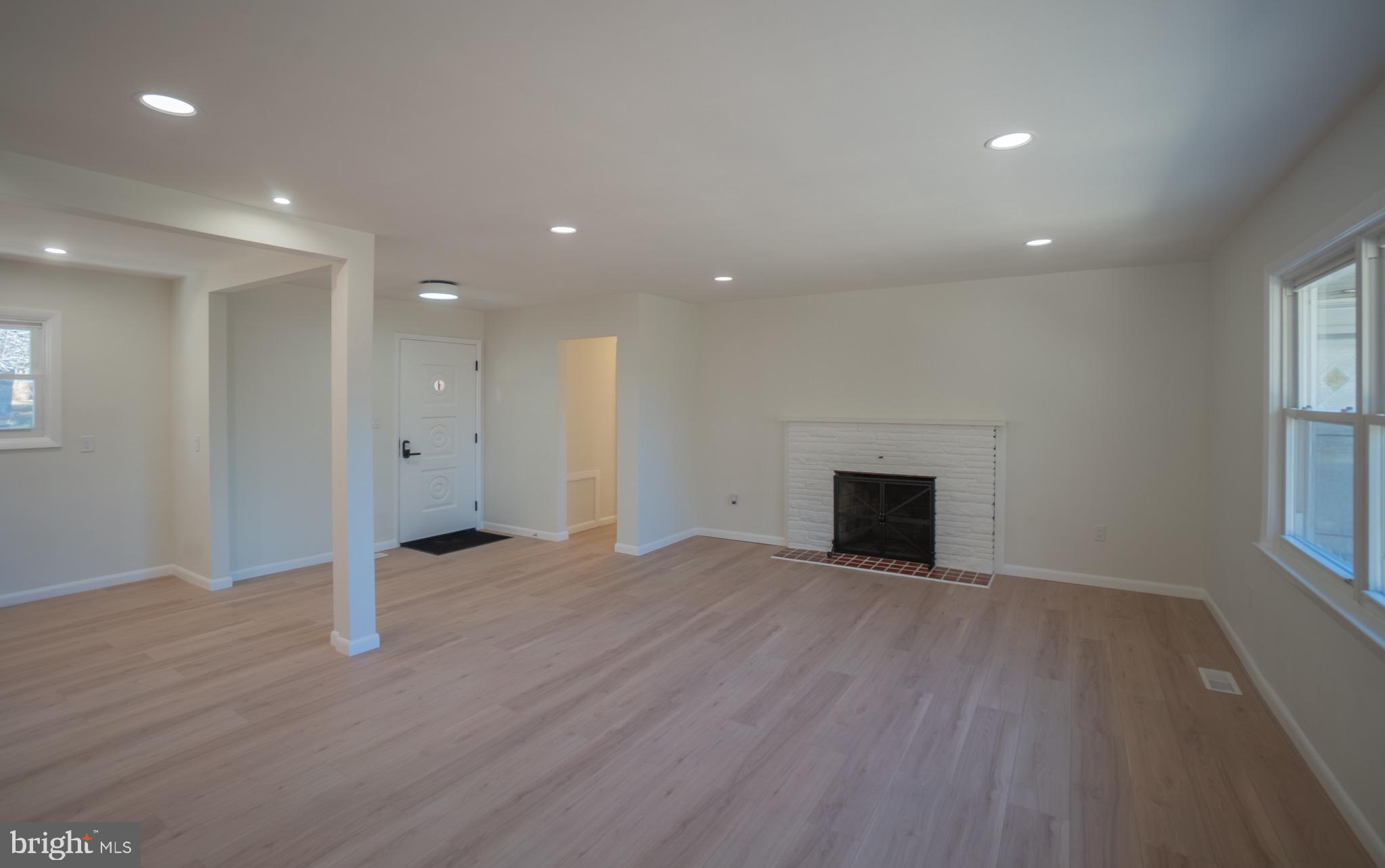 5 Edwards Place Ewing, NJ 08628 - Photo 5 of 42