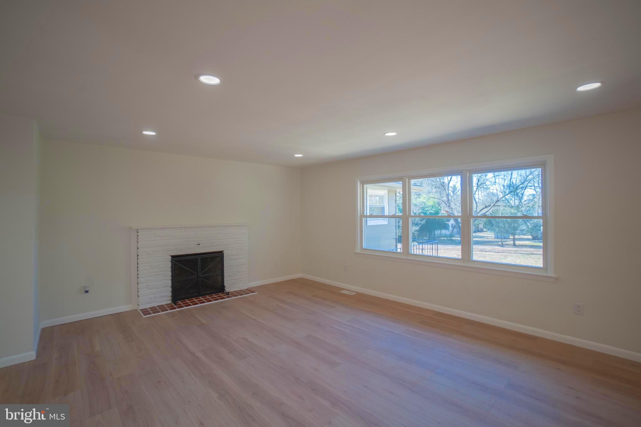5 Edwards Place Ewing, NJ 08628 - Photo 6 of 42