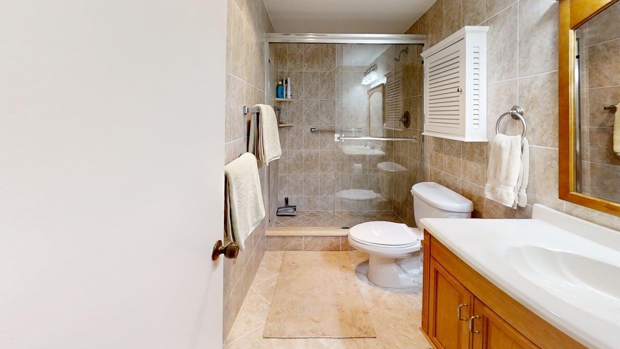 250 Northeast 20th Street, Unit 2320 Boca Raton, FL 33431 - Photo 17 of 21 250-NE-20th-St-232-Bathroom