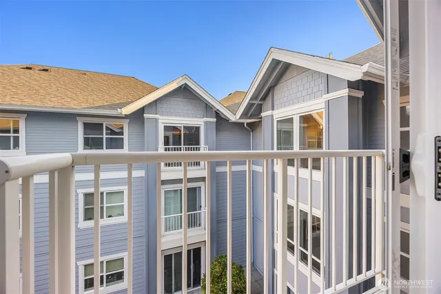 $348,000 | 300 High School Road Northeast, Unit 419, Bainbridge Island, WA 98110