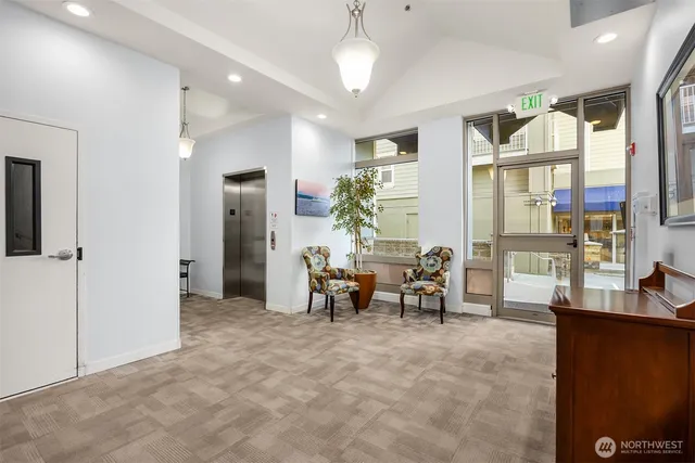 $348,000 | 300 High School Road Northeast, Unit 419, Bainbridge Island, WA 98110