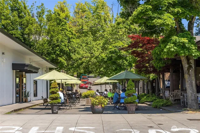 $348,000 | 300 High School Road Northeast, Unit 419, Bainbridge Island, WA 98110