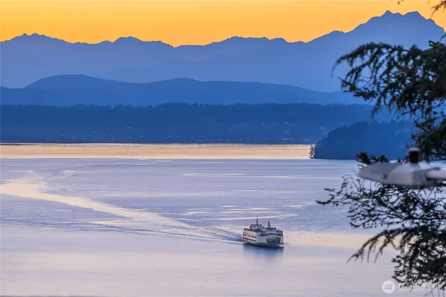 $348,000 | 300 High School Road Northeast, Unit 419, Bainbridge Island, WA 98110