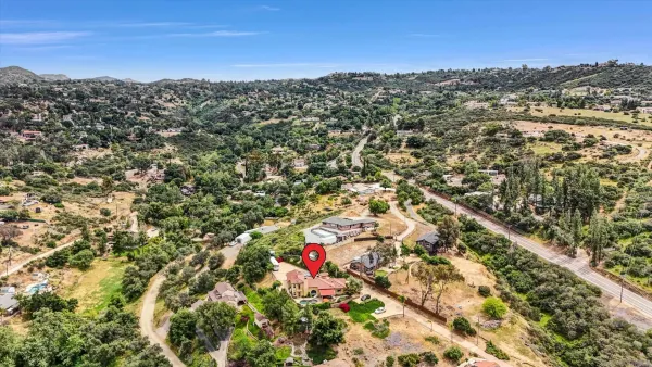$1,295,000 | 584 South Grade Road, Alpine, CA 91901