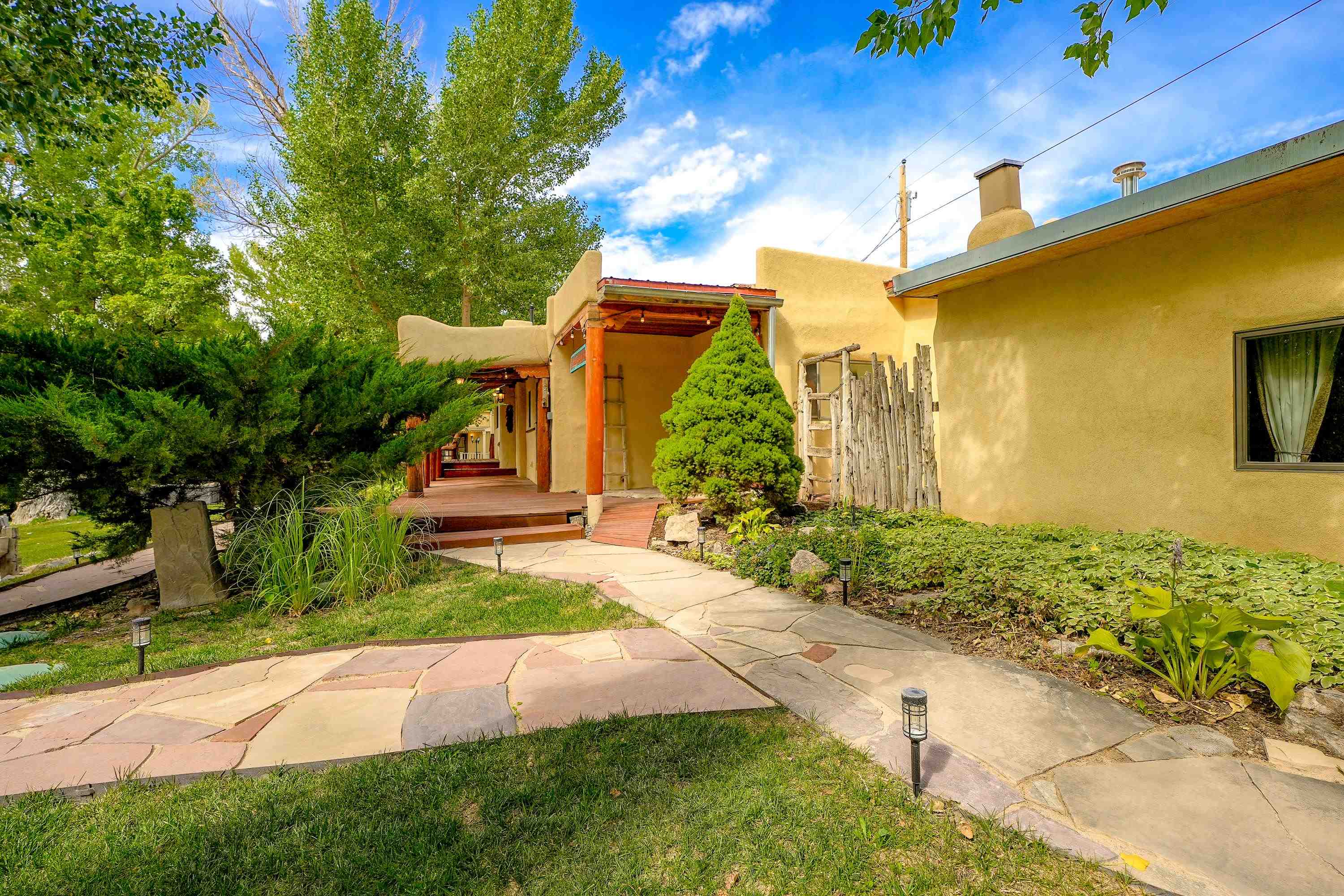 504 Piedmont Road Taos, NM 87571 - Photo 4 of 50 Gallery Image 4