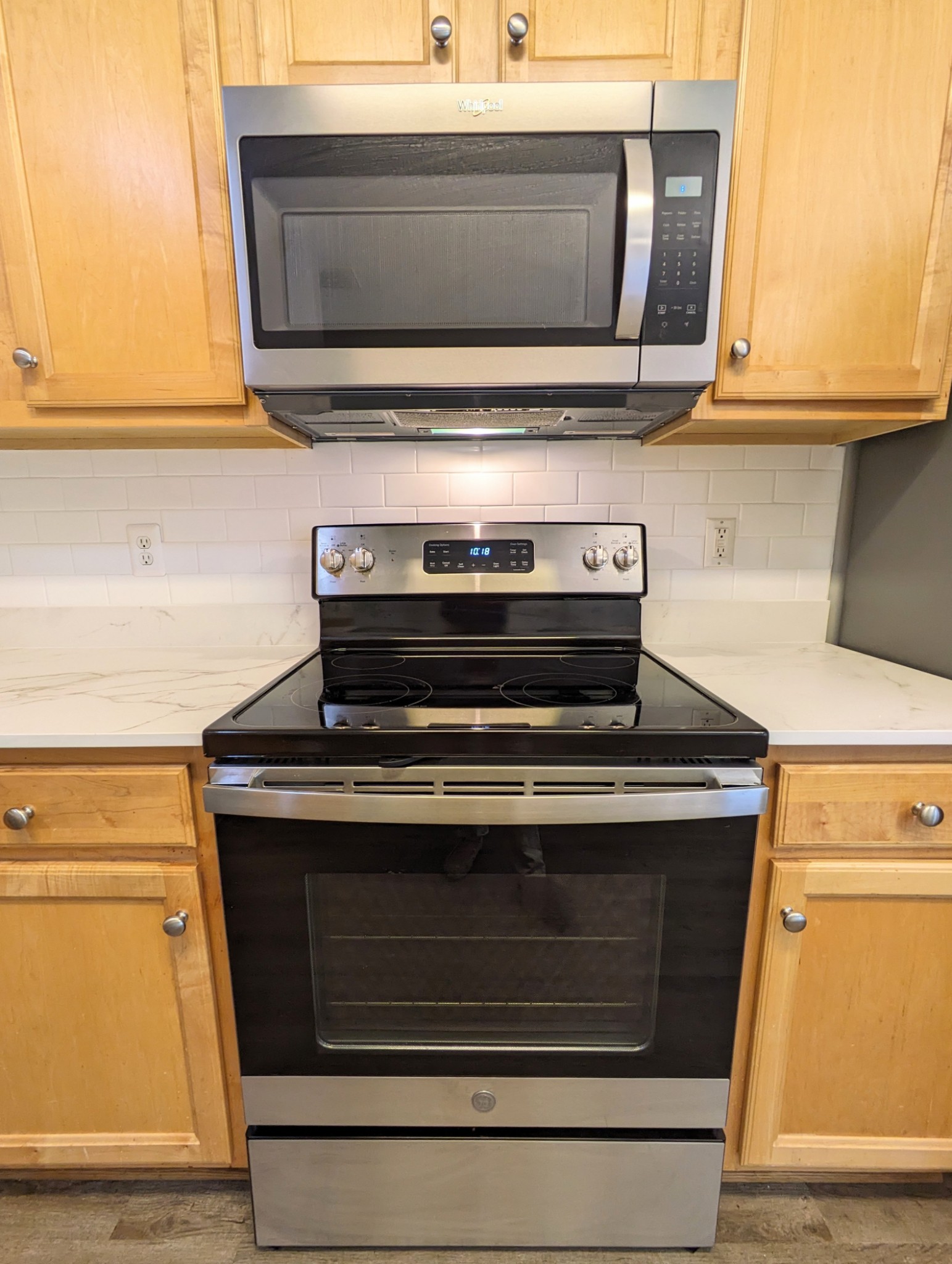 1101 Downs Boulevard, Unit B105 Franklin, TN 37064 - Photo 15 of 44 a stove top oven sitting inside of a kitchen