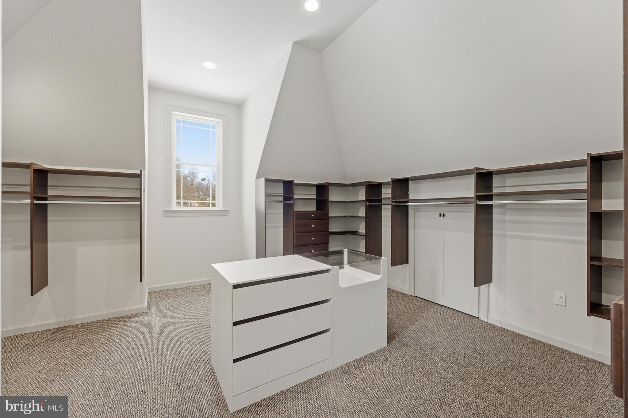 7301 Calvert Street Annandale, VA 22003 - Photo 51 of 106 Master Closet