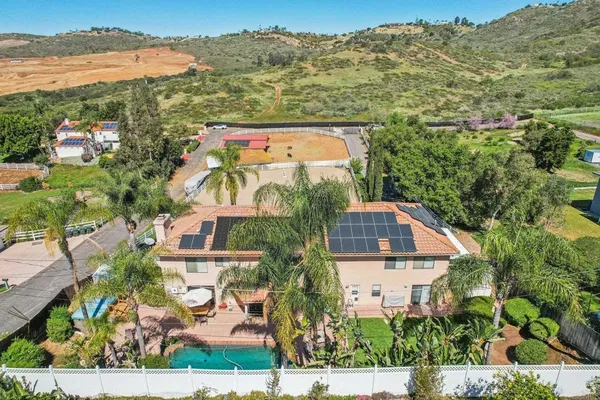 $1,995,000 | 29950 Robbie Lane, Vista, CA 92084