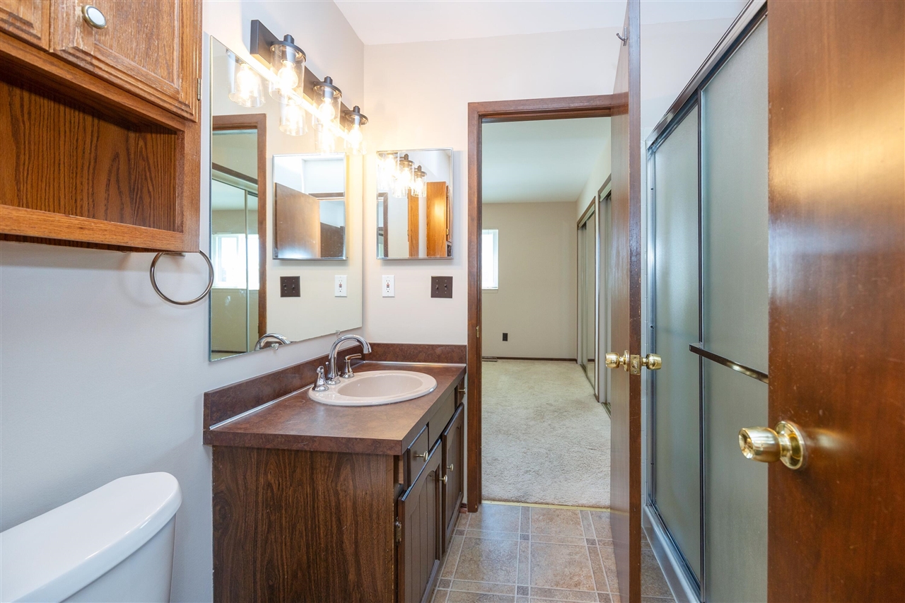476 Coldiron Drive Rochester Hills, MI 48307 - Photo 16 of 36
