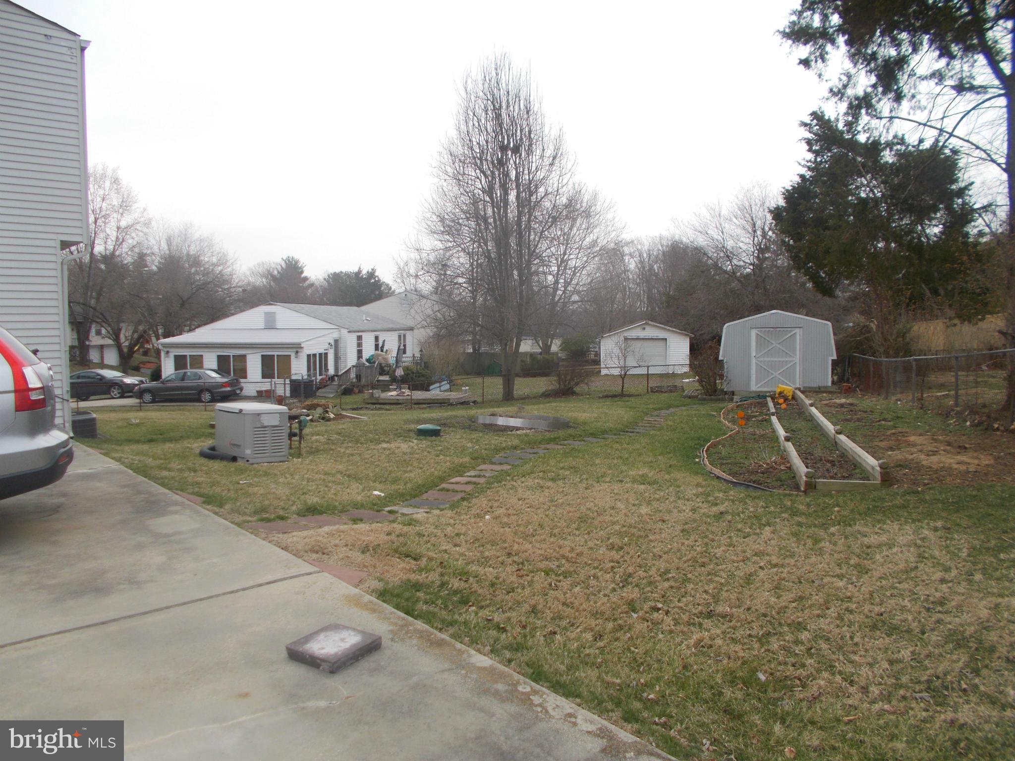 3507 Manis Road Clinton, MD 20735 - Photo 4 of 23 Generator and shed