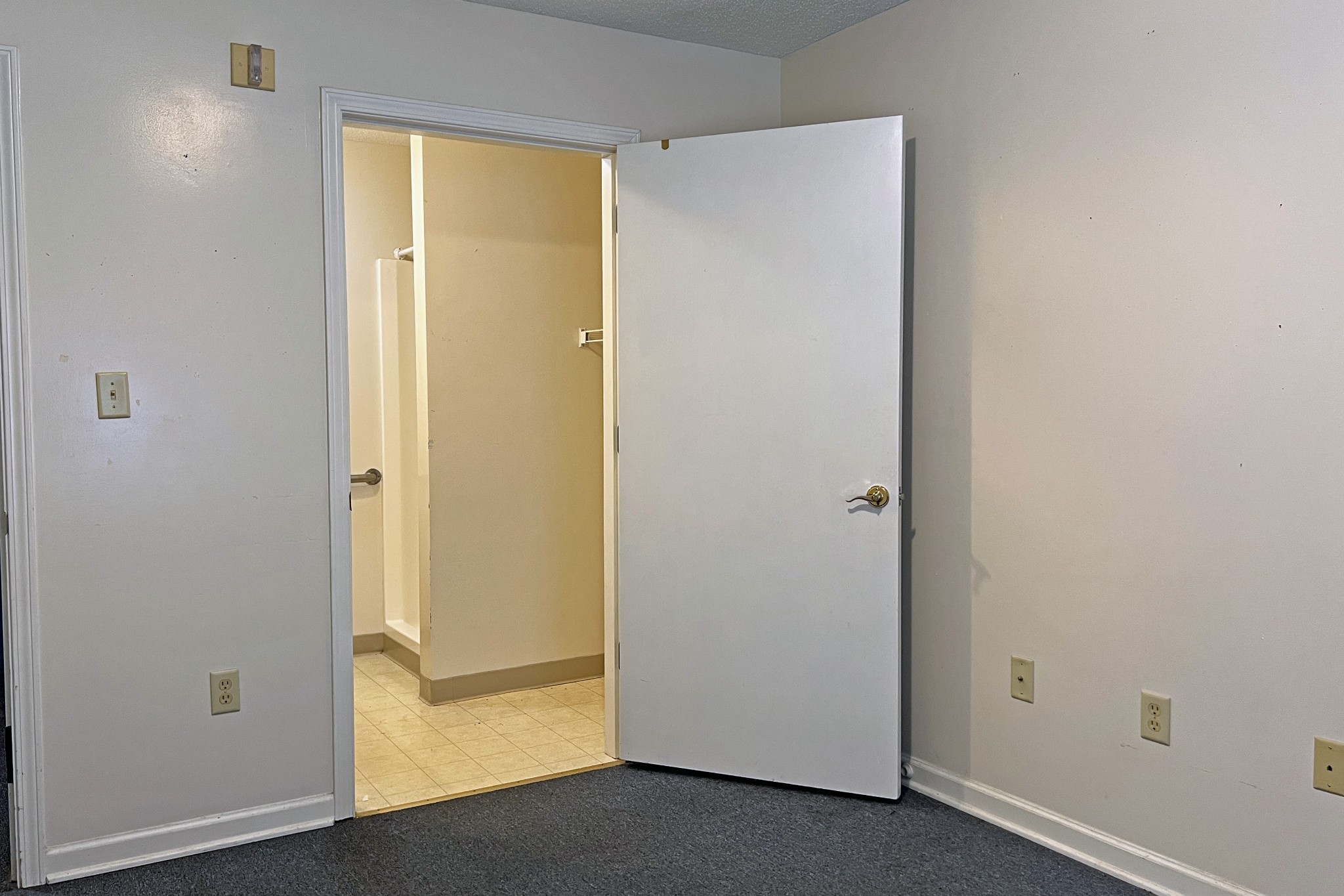 1117 Brookhaven Road Franklin, KY 42134 - Photo 19 of 42 a view of an empty room