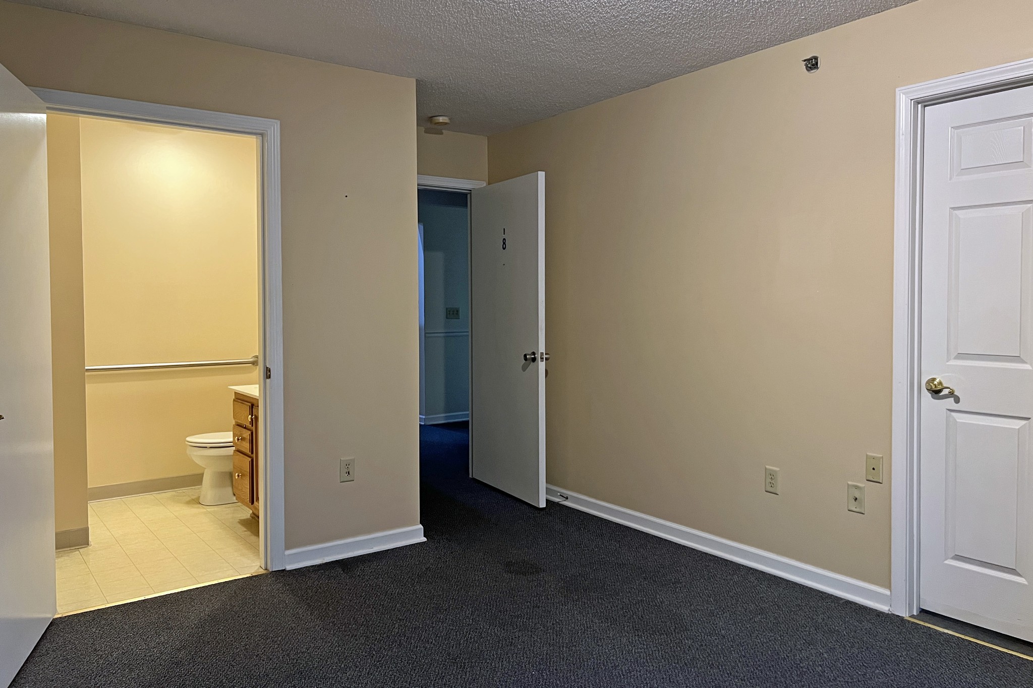 1117 Brookhaven Road Franklin, KY 42134 - Photo 31 of 42 a view of a bathroom with a glass door