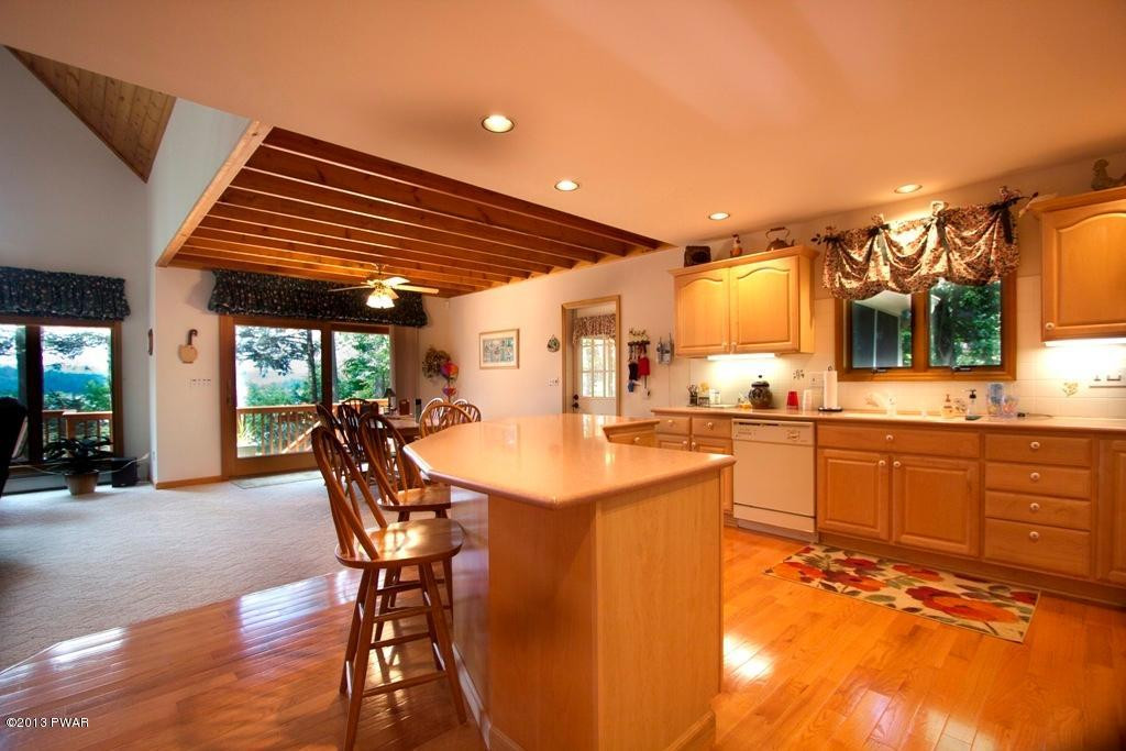 Sunnyview Lane Paupack, PA 18451 - Photo 4 of 31