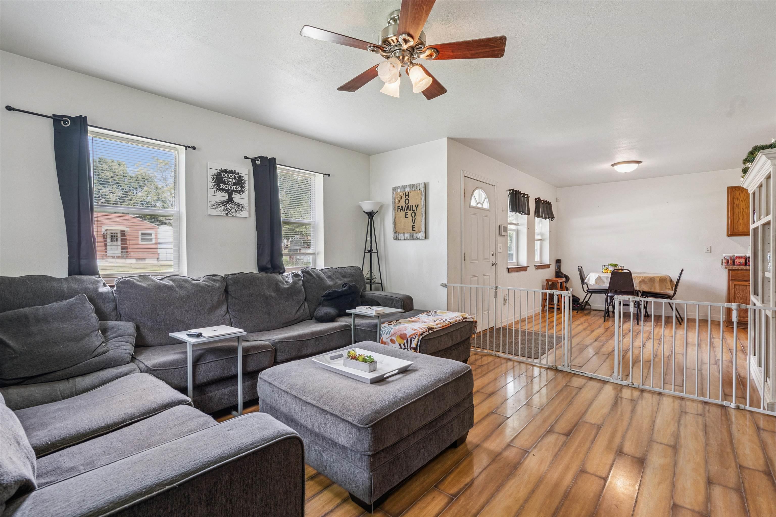 600 South View Drive Waterloo, IA 50707 - Photo 3 of 19 Gallery Image 3
