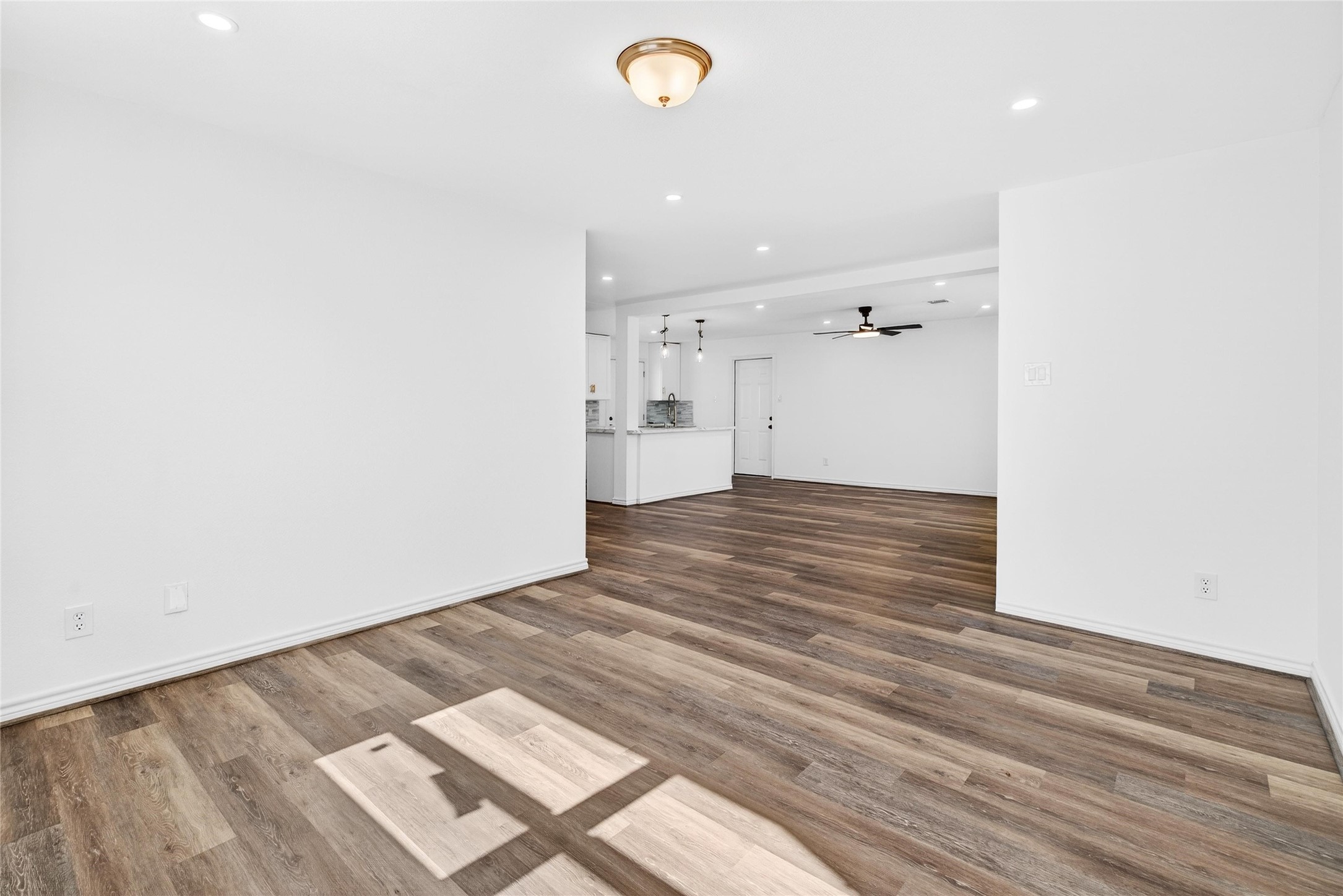 7338 Conley Street Houston, TX 77021 - Photo 7 of 36