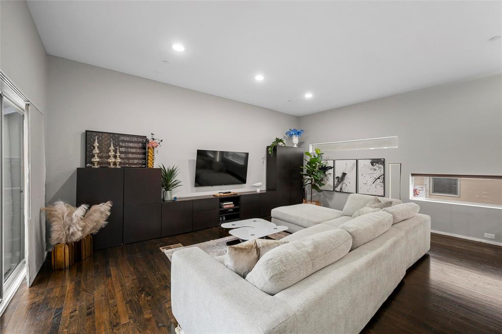 5205 Capitol Avenue, Unit 9 Dallas, TX 75206 - Photo 11 of 40