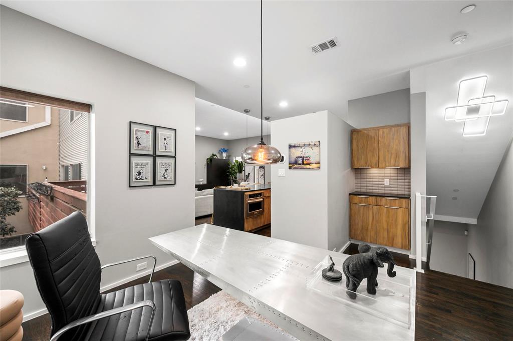 5205 Capitol Avenue, Unit 9 Dallas, TX 75206 - Photo 7 of 40