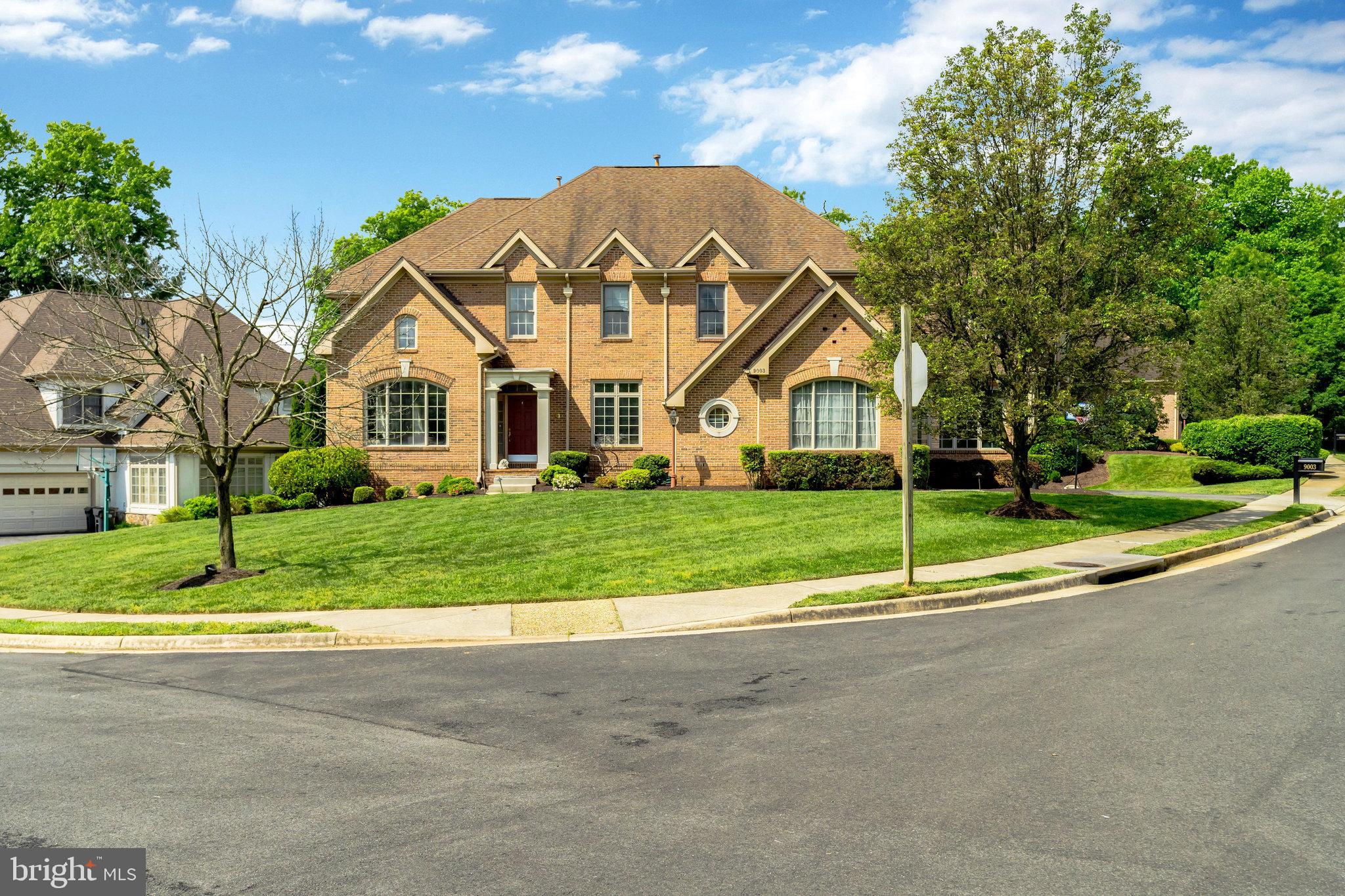 9003 Edgepark Road Vienna, VA 22182 - Photo 2 of 6 Welcome to this 6600+ square foot lovely home!