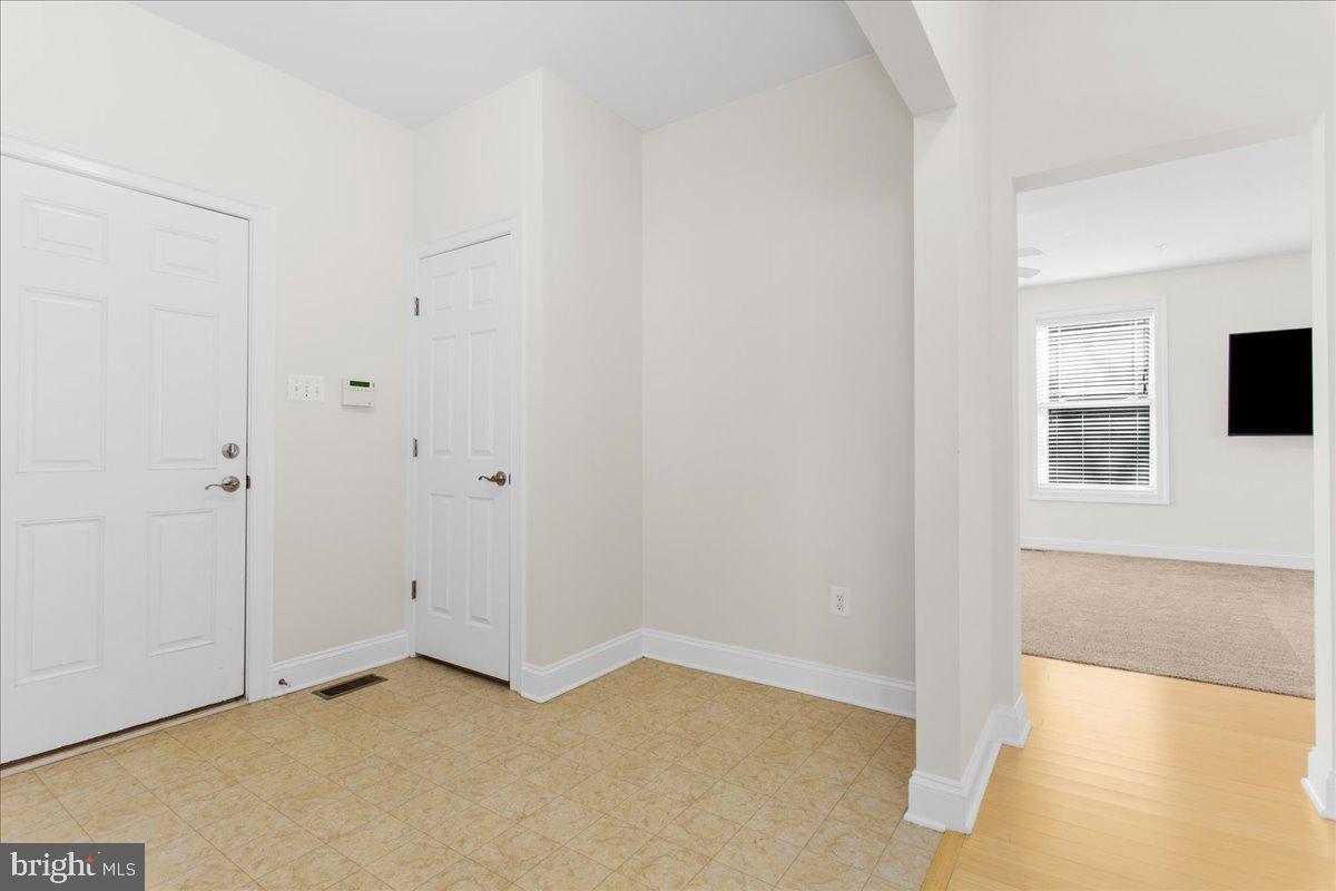 3920 View Top Road Ellicott City, MD 21042 - Photo 17 of 56