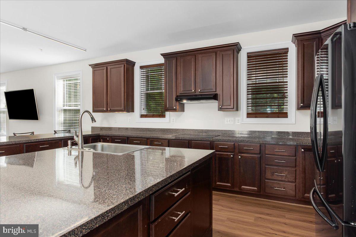 3920 View Top Road Ellicott City, MD 21042 - Photo 6 of 56