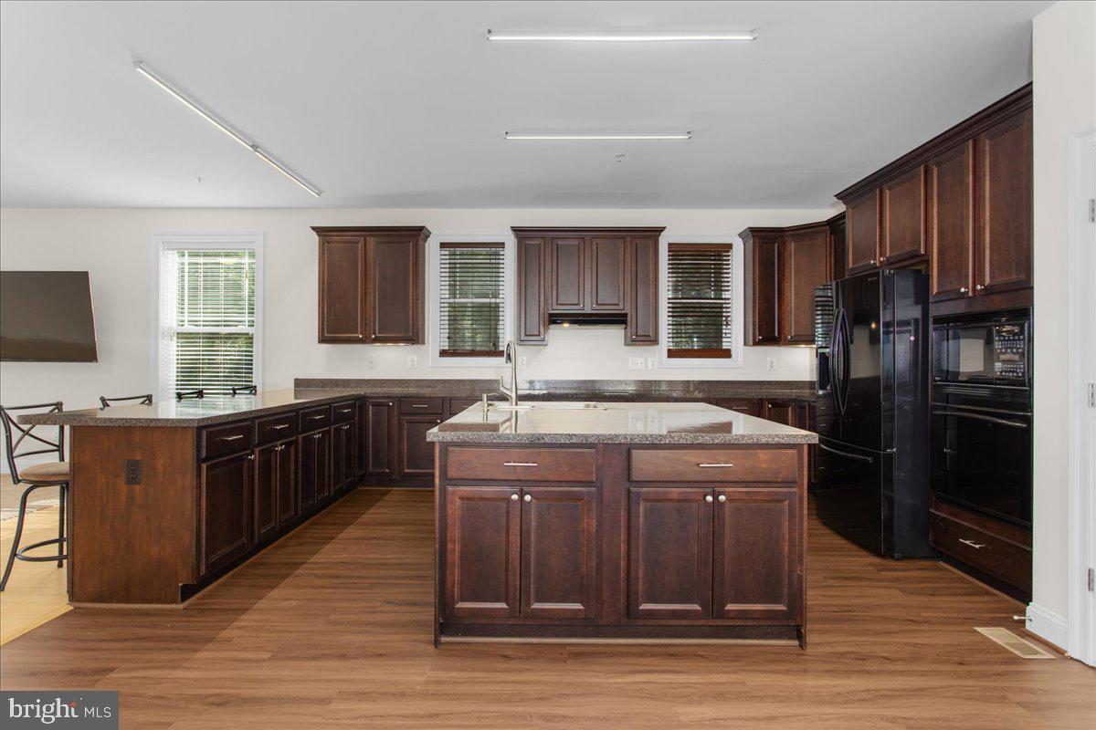 3920 View Top Road Ellicott City, MD 21042 - Photo 9 of 56