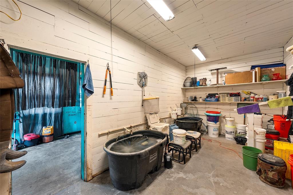 416 Capps Street Marlin, TX 76661 - Photo 24 of 25 a view of a room with gym equipment