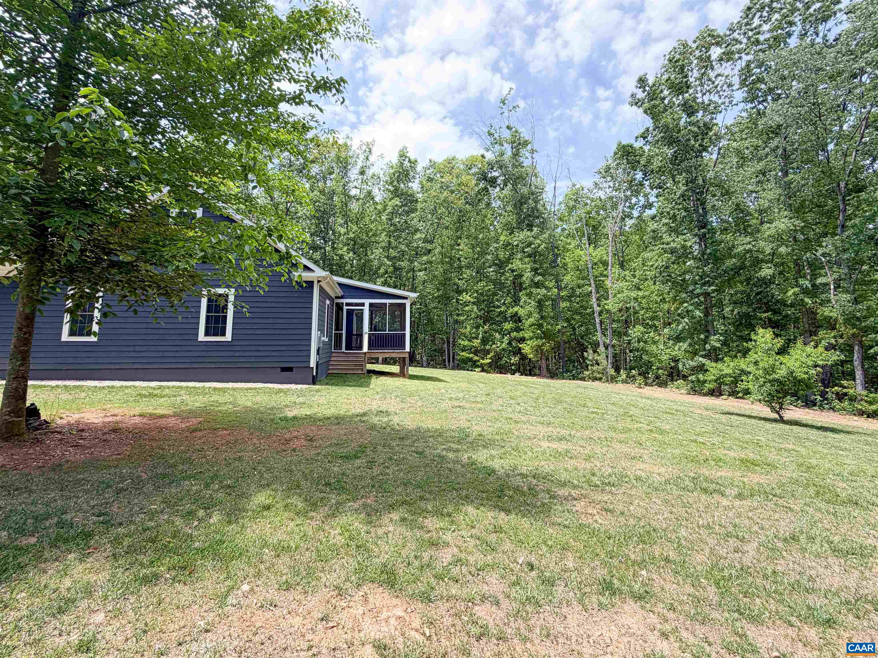 1387 Spreading Oak Road Arvonia, VA 23004 - Photo 40 of 43