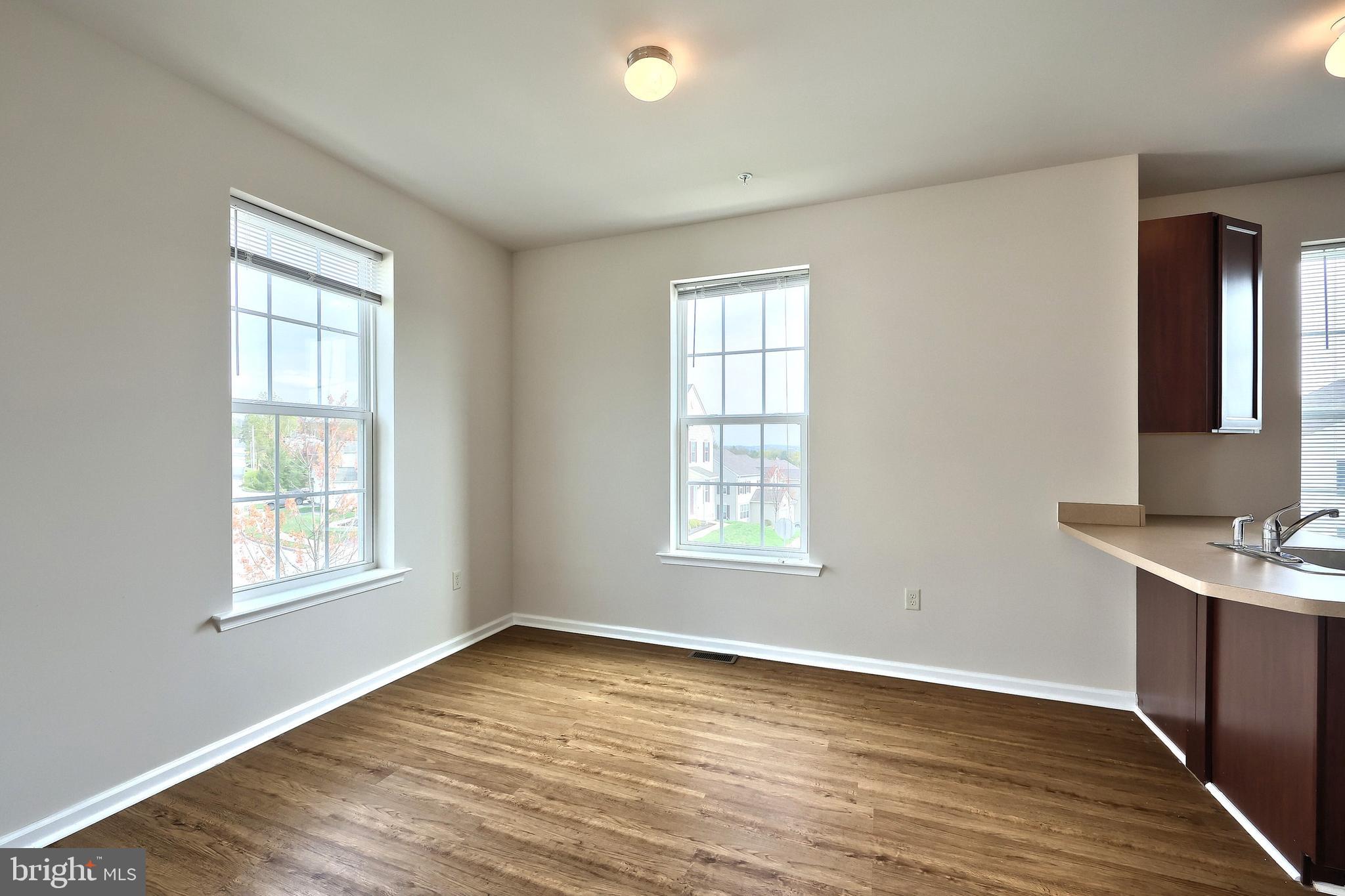 537 Marion Road, Unit 537 York, PA 17406 - Photo 19 of 38 Gallery Image 19