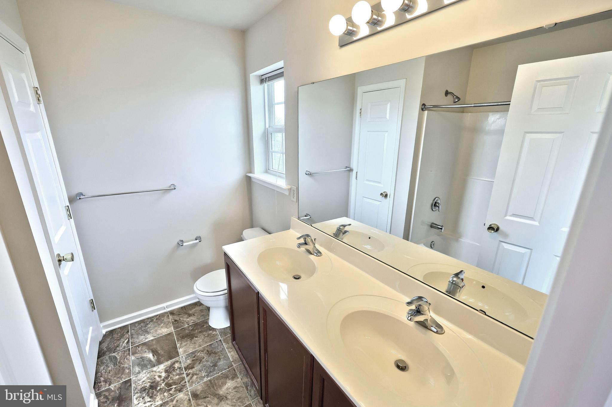 537 Marion Road, Unit 537 York, PA 17406 - Photo 28 of 38 Gallery Image 28