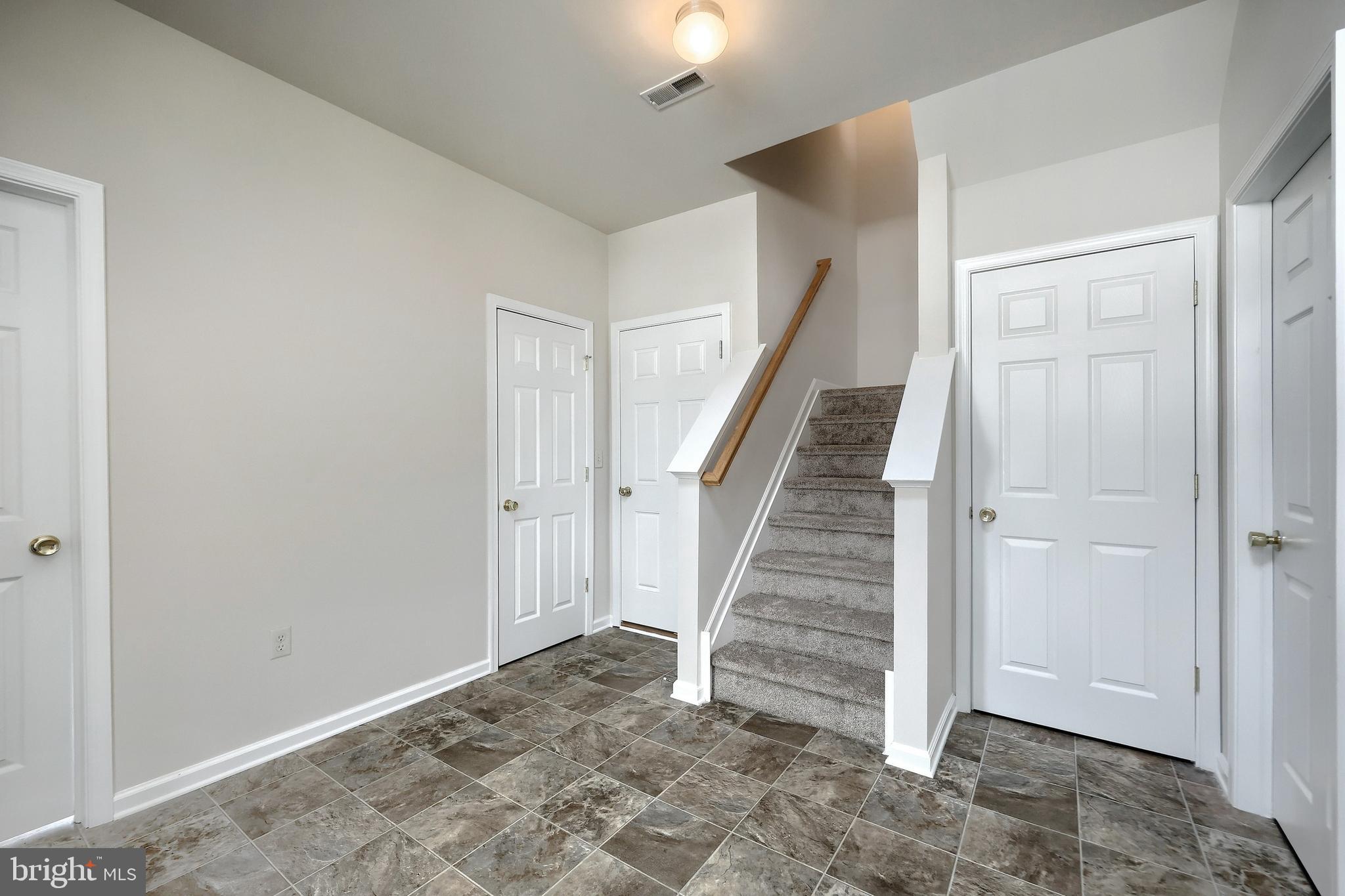537 Marion Road, Unit 537 York, PA 17406 - Photo 8 of 38 Gallery Image 8