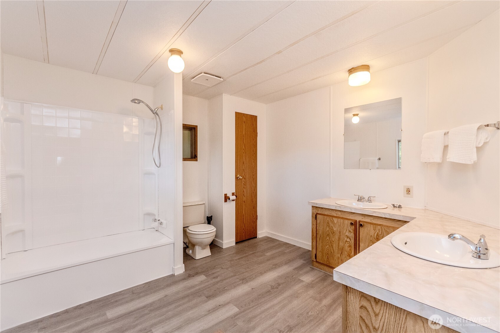 24443 Wicker Road, Unit 16 Sedro-Woolley, WA 98284 - Photo 20 of 35 Gallery Image 20