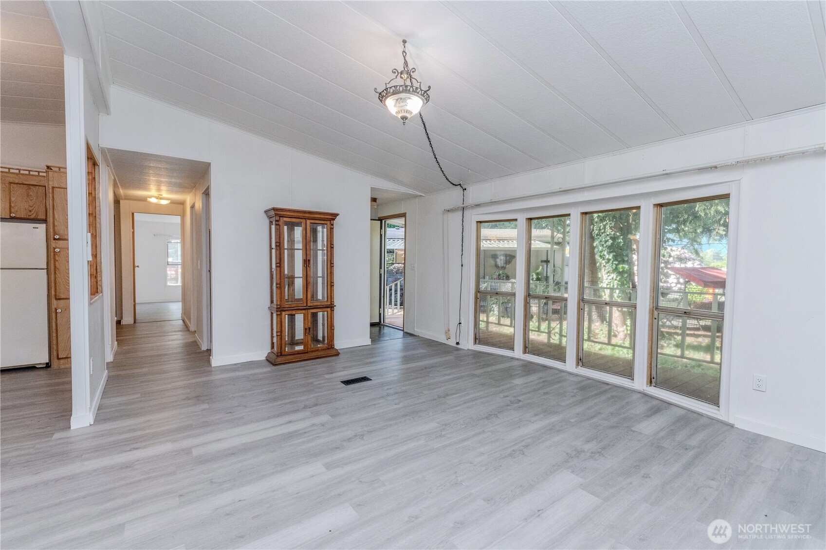 24443 Wicker Road, Unit 16 Sedro-Woolley, WA 98284 - Photo 8 of 35 Gallery Image 8