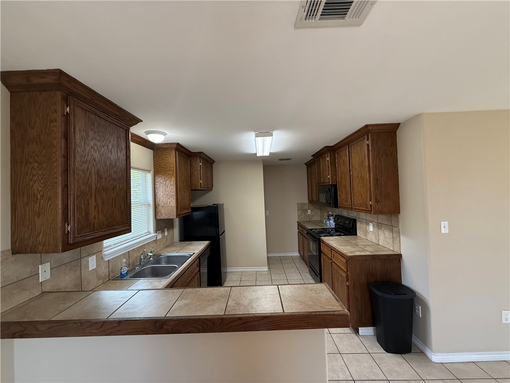 622 Webb Street Corpus Christi, TX 78418 - Photo 6 of 17