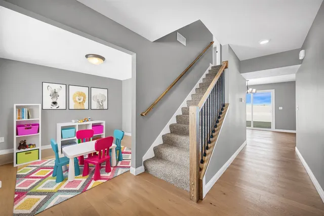 $337,000 | 502 Travis Drive, Carlock, IL 61725