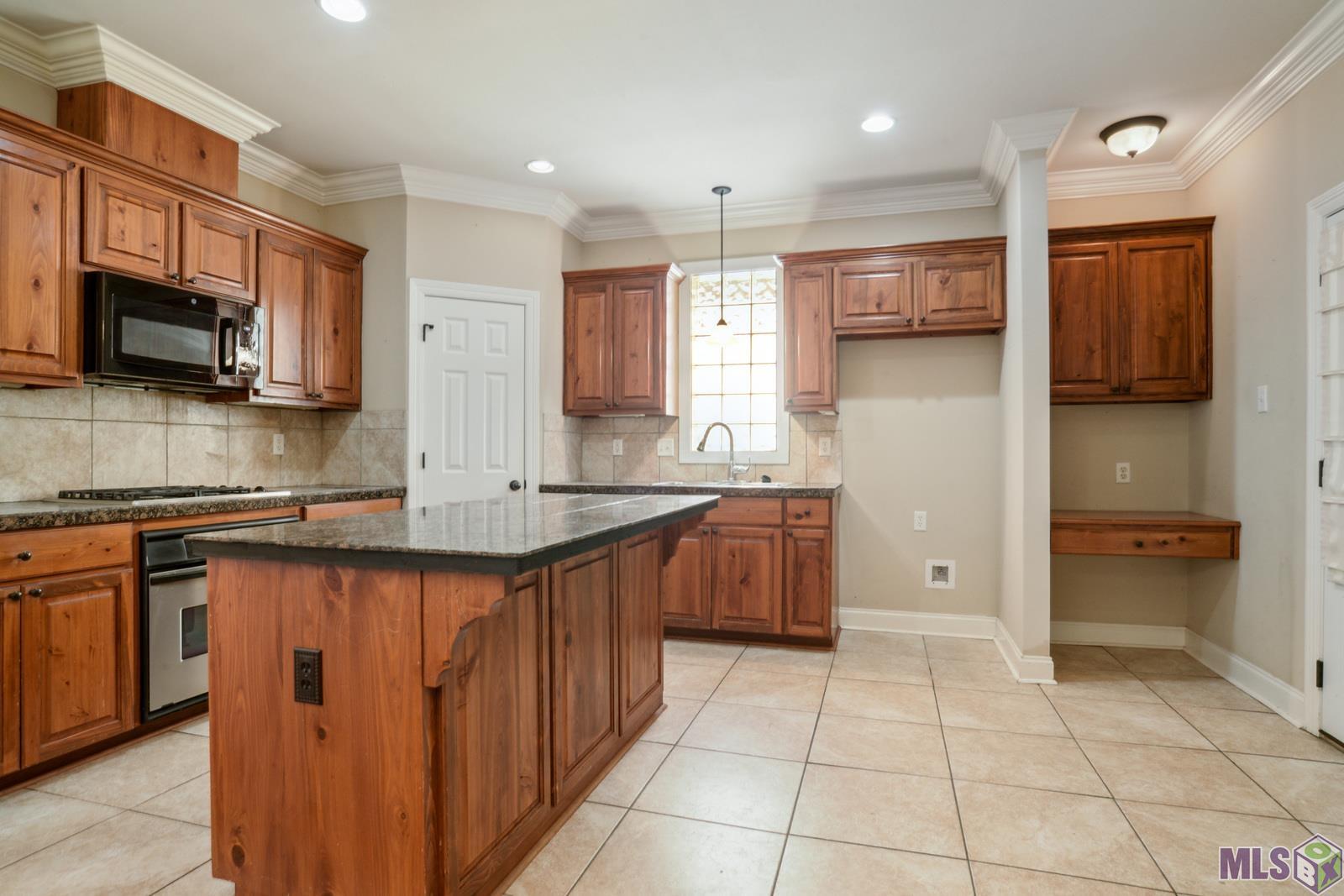5822 Hidden Ridge Lane Baton Rouge, LA 70816 - Photo 6 of 16