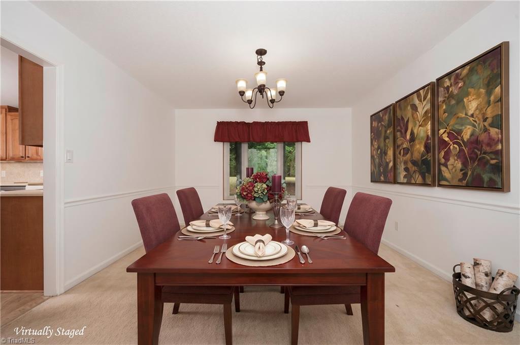 7013 Upland Road Clemmons, NC 27012 - Photo 9 of 43 Dining Room (virtually staged)