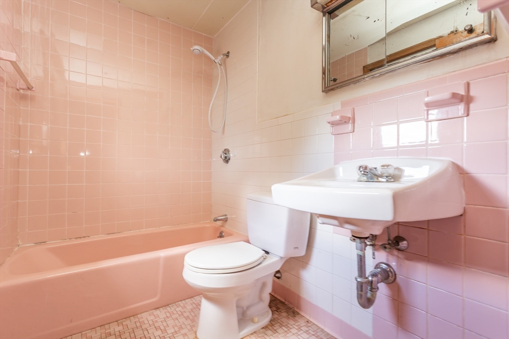 10 Michael Road Randolph, MA 02368 - Photo 11 of 22